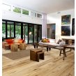 Kährs, kolekce Artisan, dekor Dub Straw Podlaha ze světlého dřeva spolu s dřevěným nábytkem dokonale podporují ekologický koncept a přírodní charakter domu. 